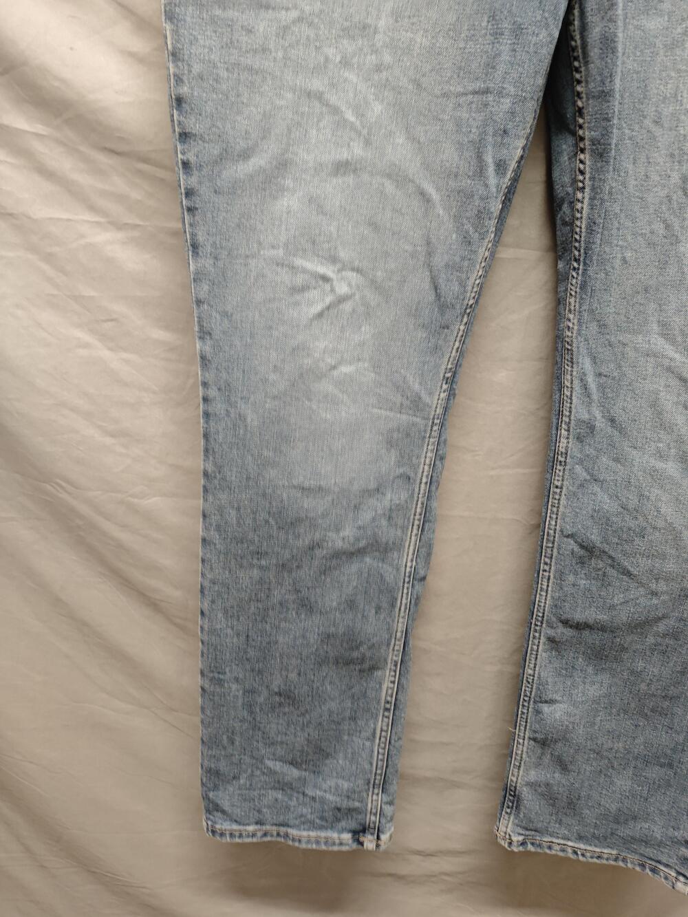 Lee Jeans Womens 18L Light Wash Stretch Denim Slim Tapered 5-Pocket Zip Fly - Picture 4 of 16